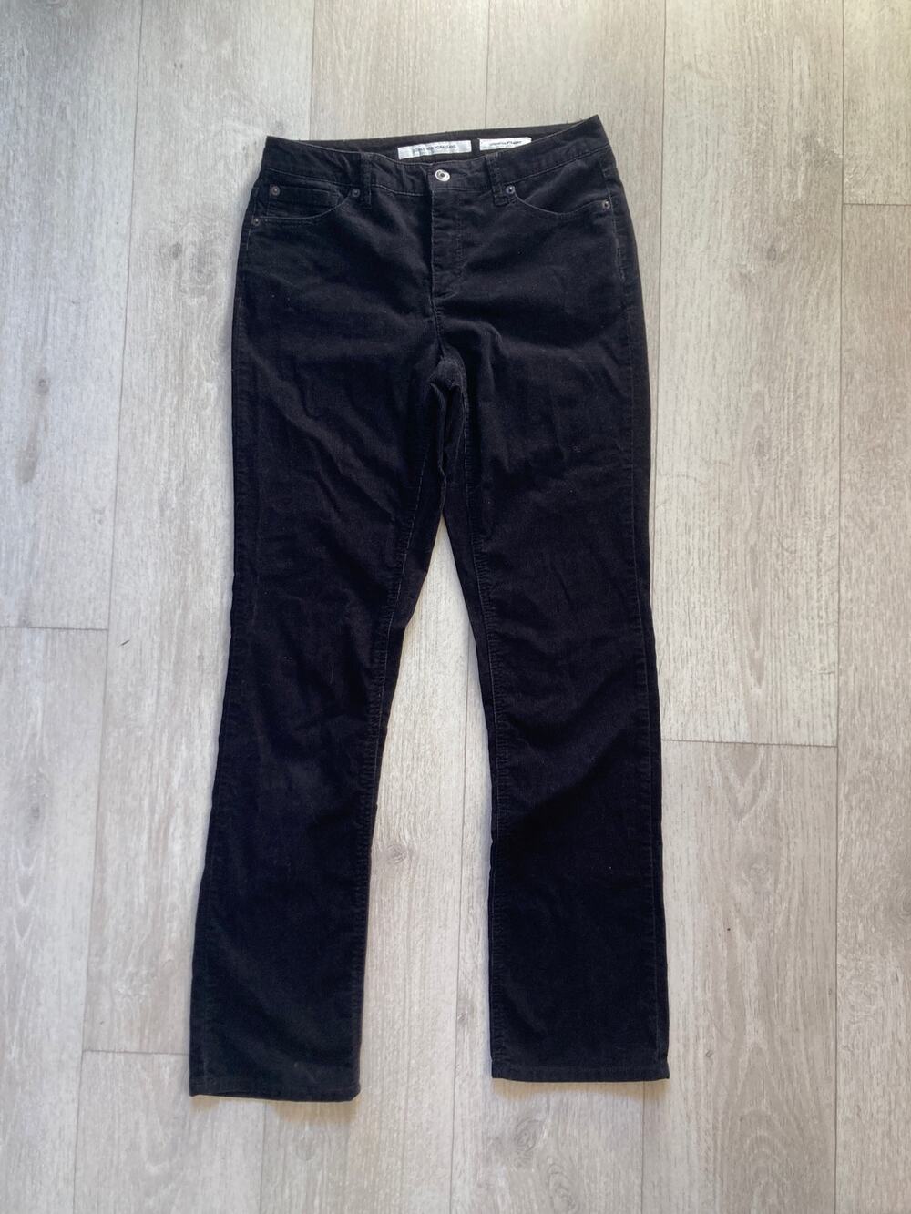 Jones New York Black Corduroy Pants, Size 6